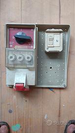 Centralina elettrica industriale vintage CEE 16A 