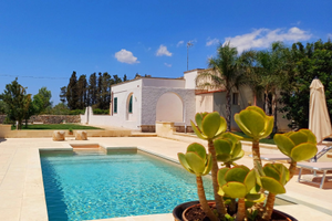 Villa con piscina uso esclusivo in Salento