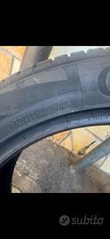 Gomme Continetal Ultra Contact NXT 215/50/R18