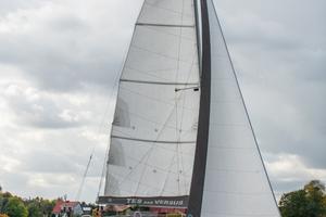 TES 246 VERSUS carrellabile