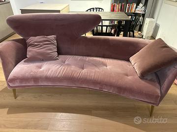 Divano con etichetta Bonaldo