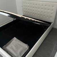 Letto matrimoniale con contenitore e materasso