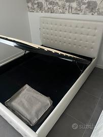 Letto matrimoniale con contenitore e materasso