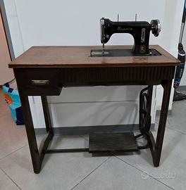 macchina da cucito antica