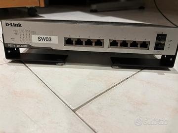 D-Link DGS-1100-10MP – 10 Porte Gigabit PoE+ / SFP