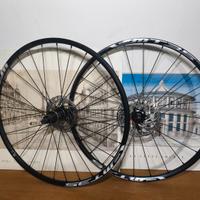 Shimano WH-MT35 29" Route Nuove con dischi freni