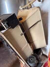 Gramola pigiatrice per uva