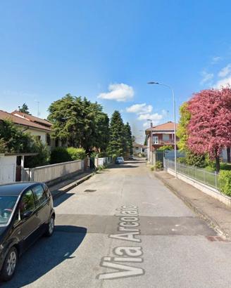 Bilocale con GARAGE e POSTO AUTO