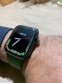 Apple Watch serie 7 LEGGI