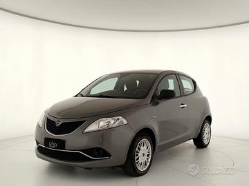 Lancia Ypsilon 1.2 69 CV Silver - NEOPATENTATI