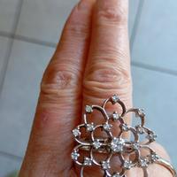 anello  forma fiore 