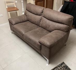 Divano in Vera Pelle