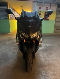 T-Max 530 dx full optional