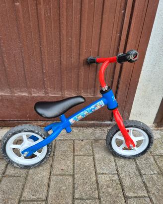 Bicicletta senza pedali