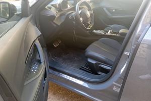 Peugeot 2008 GT LINE BENZINA AUTOMATICA