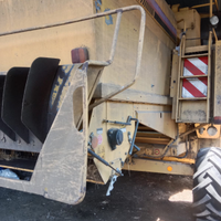 Mietitrebbia NEW HOLLAND TX 62