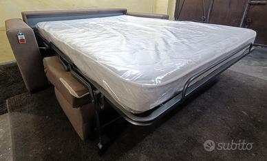 DIVANO LETTO A RIBALTA IDROREPELLENTE SOTTOCOSTO
