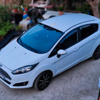 Ford Fiesta 1.5 TDCi 75CV 5 porte