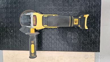 attrezzi dewalt sega circolare e flessibile