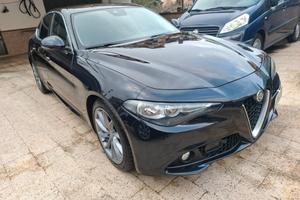 Alfa Romeo Giulia - 2.2 Eco Business Super 180 CV