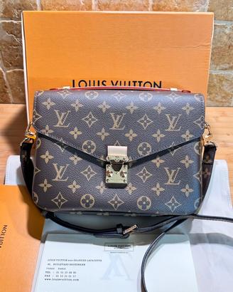 Louis Vuitton, Pochette Metis.