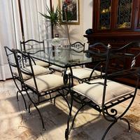 Tavolo con sedie inferro battuto