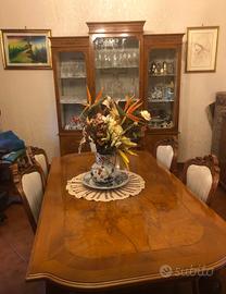 Sala da pranzo completa in legno pregiato stile cl