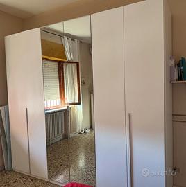 Armadio a sei ante