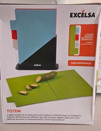 Excelsa Set 4 Taglieri Pieghevoli con Supporto