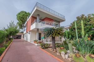 Villa o villino - Siracusa