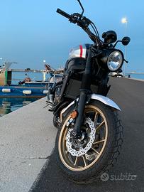 Yamaha xsr700 xtribute