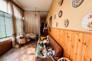 Indipendente con cortile e ampi spazi