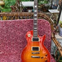 Chitarra elettrica Vintage v100 Anno 2011 Les Paul