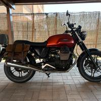 Moto Guzzi V7 II stone abs