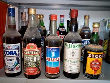 Bottiglie liquori vintage