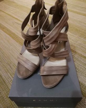 Sandalo nappa color fango 39