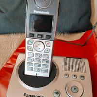 Telefono Cordless Panasonic KX-TG8090JT. Usato