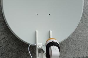 Antenna satellitare per camper e caravan