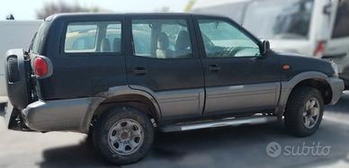 NISSAN TERRANO (SOLO RICAMBI)