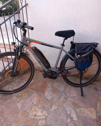 bicicletta Winora con batteria da ripristinare 