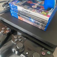 PlayStation 4 Slim 1T con due controller