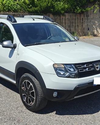 Dacia Duster 1.6 Laureate Family Gpl 4x2 s&s 115cv