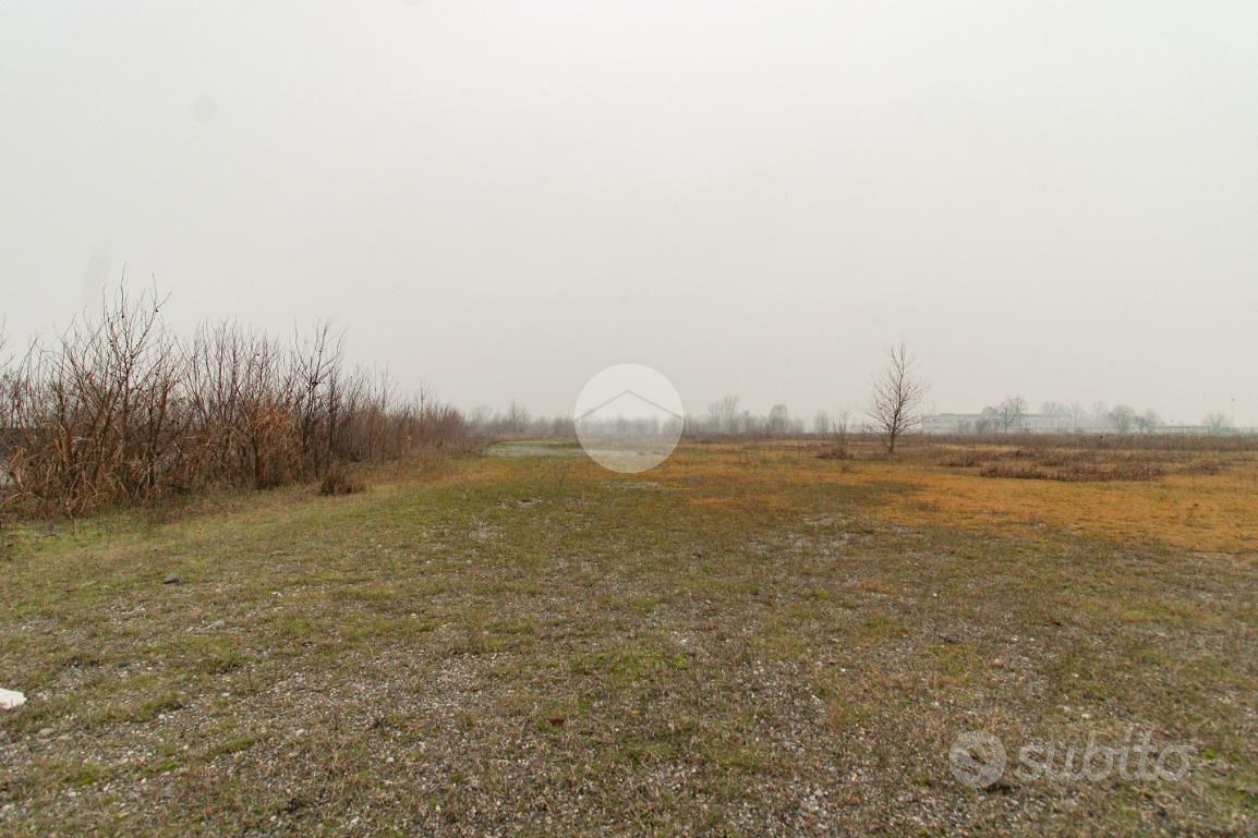 TERRENO A DELLO - Vista 4