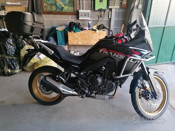 Honda Transalp 750
