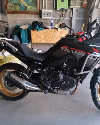 Honda Transalp 750