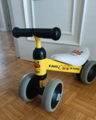 triciclo per bambini