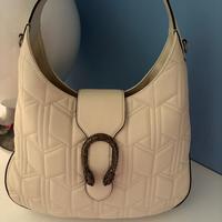 UNA NUOVA BORSA “GUCCI “
