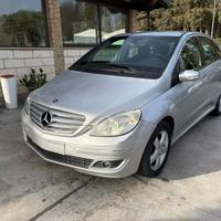 MERCEDES-BENZ B 200 CDI Chrome