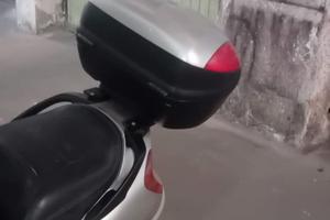 Bauletto GiviE470 Simply+ piastra+Kit honda fores.