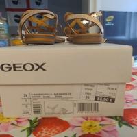 Sandali bassi da donna eleganti